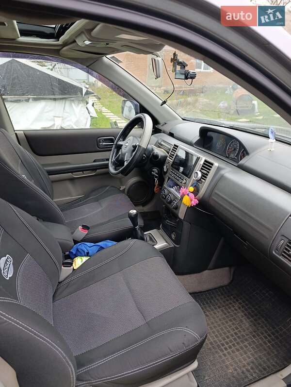 Позашляховик / Кросовер Nissan X-Trail 2006 в Полтаві