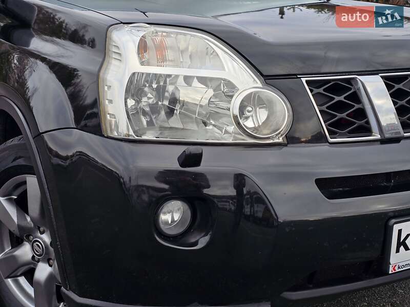 Внедорожник / Кроссовер Nissan X-Trail 2008 в Хмельницком