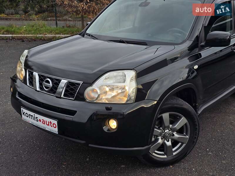 Внедорожник / Кроссовер Nissan X-Trail 2008 в Хмельницком
