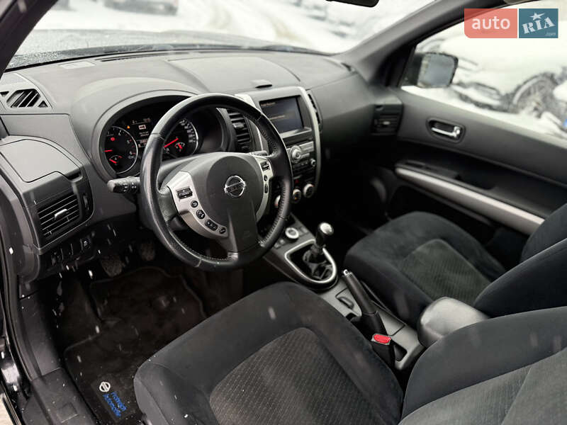 Внедорожник / Кроссовер Nissan X-Trail 2012 в Ровно