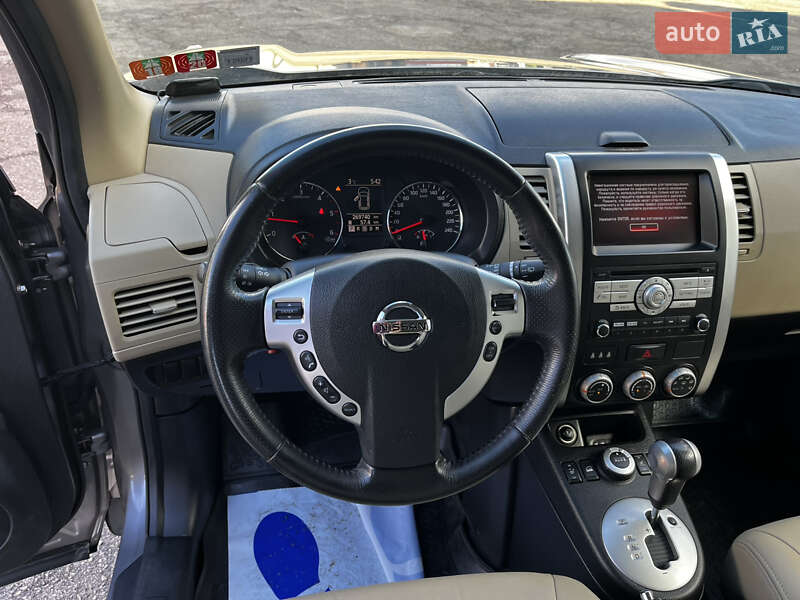 Внедорожник / Кроссовер Nissan X-Trail 2011 в Луцке