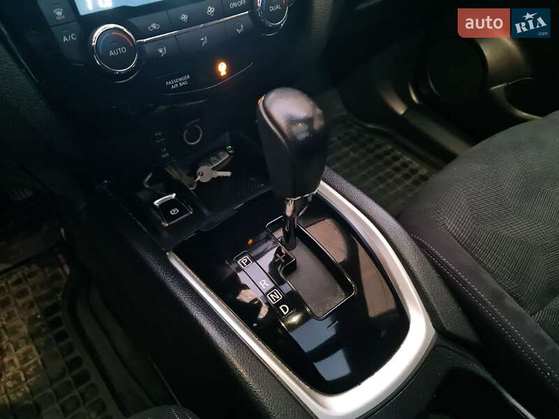 Внедорожник / Кроссовер Nissan X-Trail 2014 в Тернополе