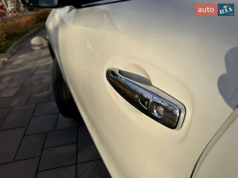 Внедорожник / Кроссовер Nissan X-Trail 2017 в Киеве