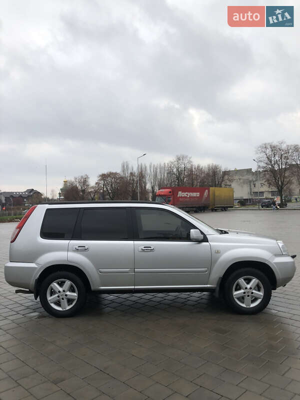 Позашляховик / Кросовер Nissan X-Trail 2006 в Черкасах