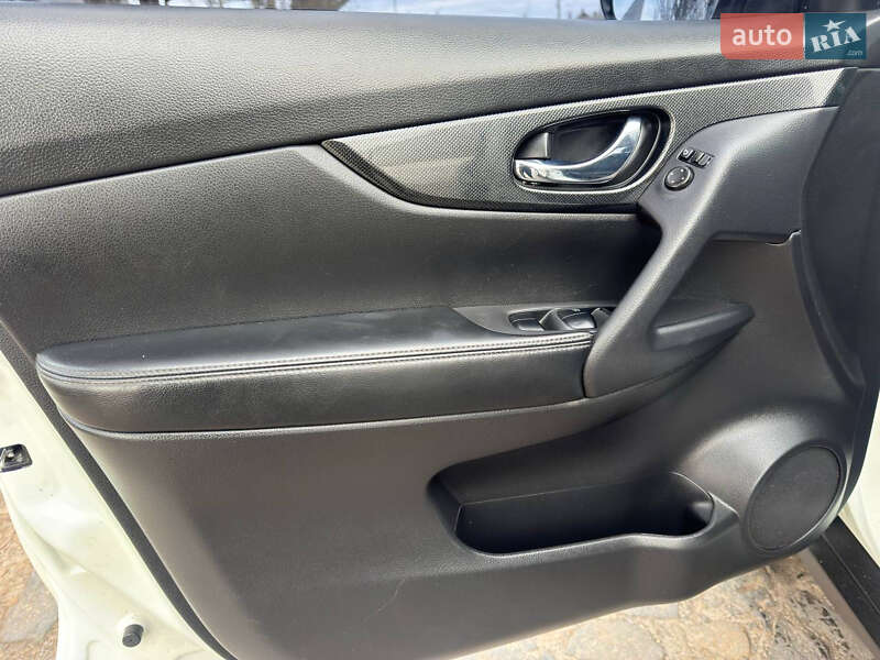 Внедорожник / Кроссовер Nissan X-Trail 2016 в Ахтырке фото 22 Внедорожник / Кроссовер Nissan X-Trail 2016 в Ахтырке