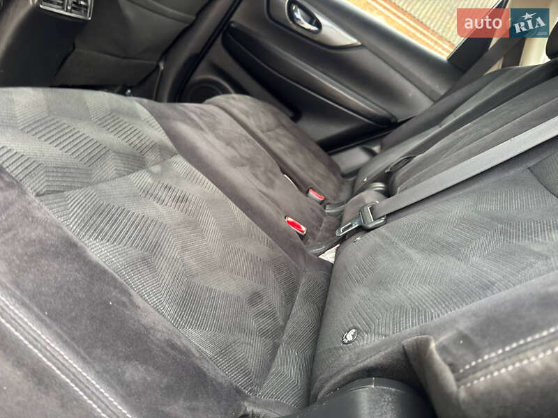 Внедорожник / Кроссовер Nissan X-Trail 2016 в Ахтырке фото 38 Внедорожник / Кроссовер Nissan X-Trail 2016 в Ахтырке