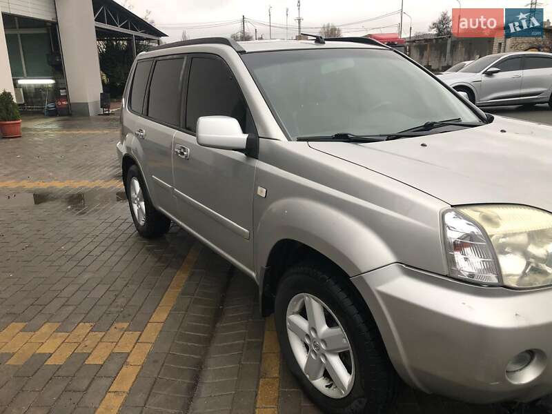 Позашляховик / Кросовер Nissan X-Trail 2004 в Запоріжжі фото 2 Позашляховик / Кросовер Nissan X-Trail 2004 в Запоріжжі