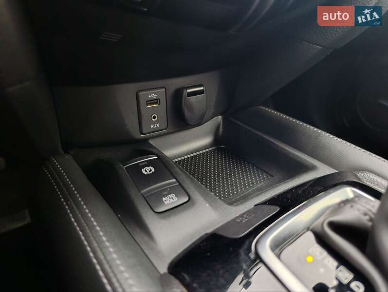 Позашляховик / Кросовер Nissan X-Trail 2017 в Черкасах