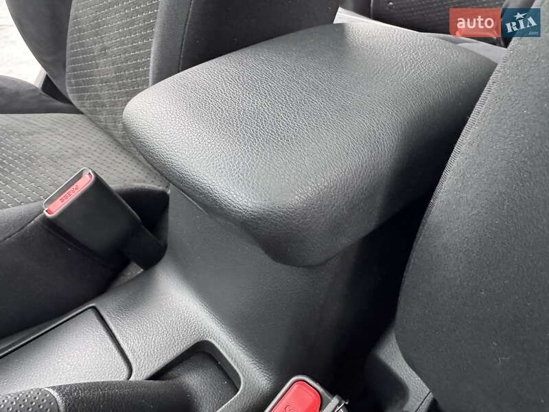 Внедорожник / Кроссовер Nissan X-Trail 2012 в Днепре фото 47 Внедорожник / Кроссовер Nissan X-Trail 2012 в Днепре