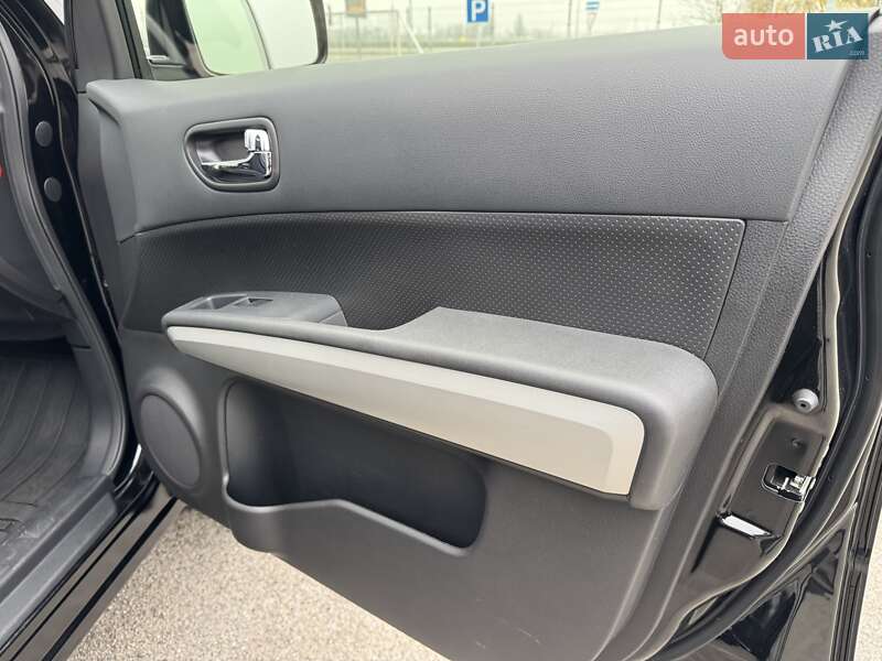 Внедорожник / Кроссовер Nissan X-Trail 2012 в Днепре фото 56 Внедорожник / Кроссовер Nissan X-Trail 2012 в Днепре