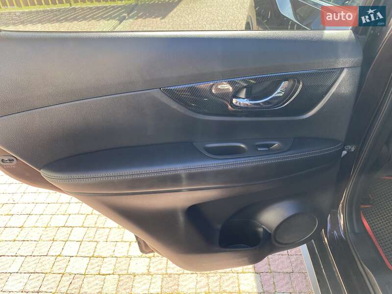 Внедорожник / Кроссовер Nissan X-Trail 2017 в Львове фото 15 Внедорожник / Кроссовер Nissan X-Trail 2017 в Львове