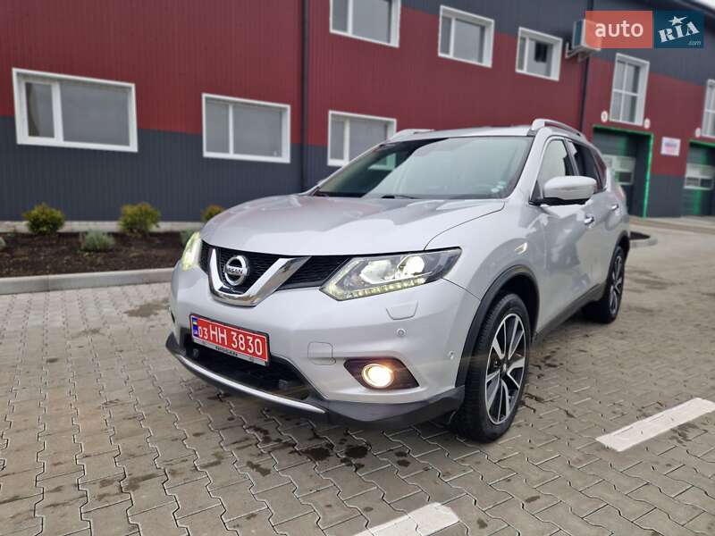 Nissan X-Trail 2015