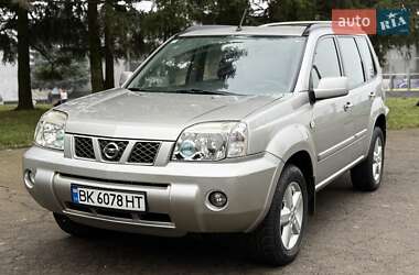 Внедорожник / Кроссовер Nissan X-Trail 2005 в Ровно