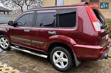 Внедорожник / Кроссовер Nissan X-Trail 2004 в Киеве