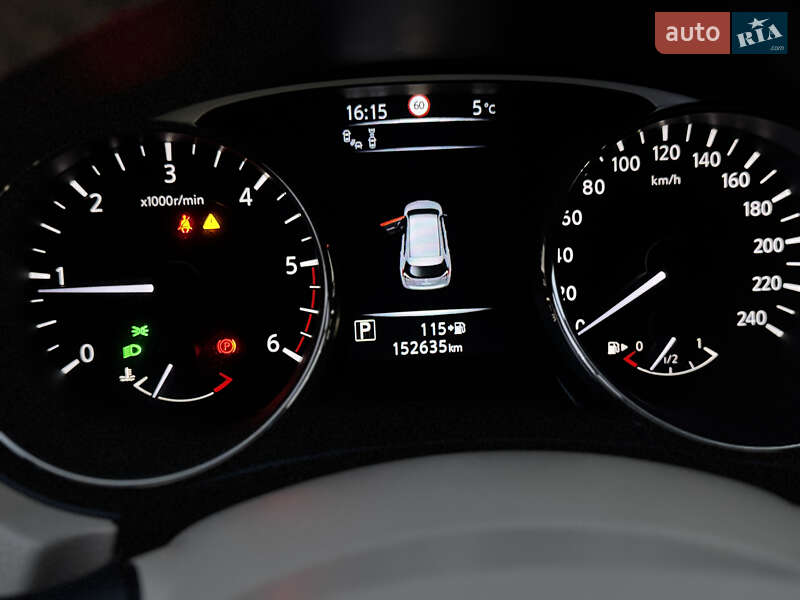 Внедорожник / Кроссовер Nissan X-Trail 2015 в Ровно