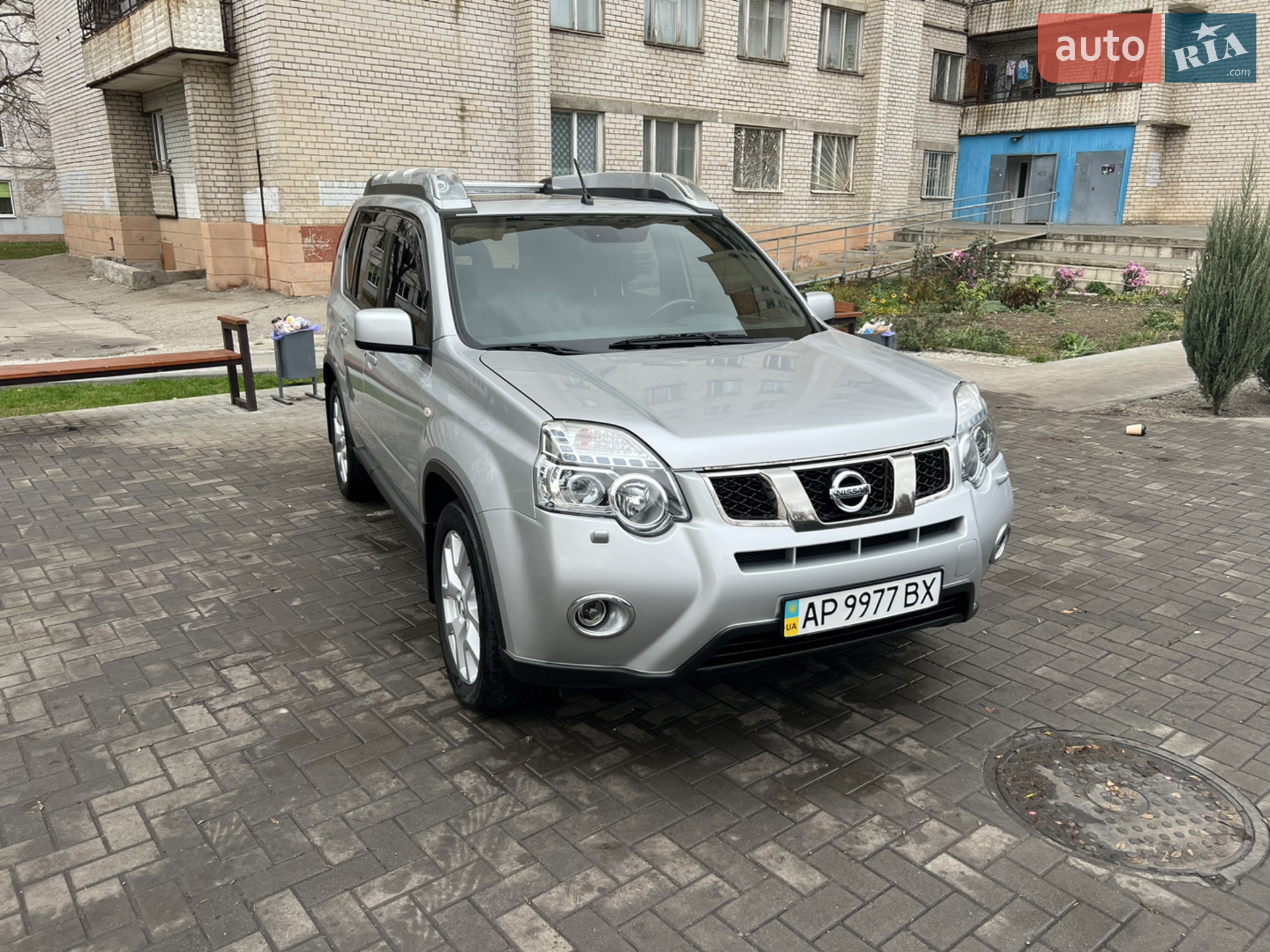2010 Nissan X-Trail - фото 1