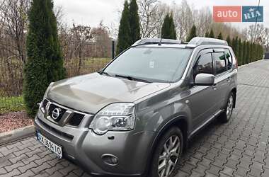 Внедорожник / Кроссовер Nissan X-Trail 2010 в Хмельницком