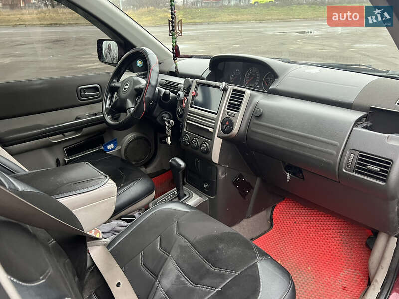 Позашляховик / Кросовер Nissan X-Trail 2005 в Києві фото 9 Позашляховик / Кросовер Nissan X-Trail 2005 в Києві