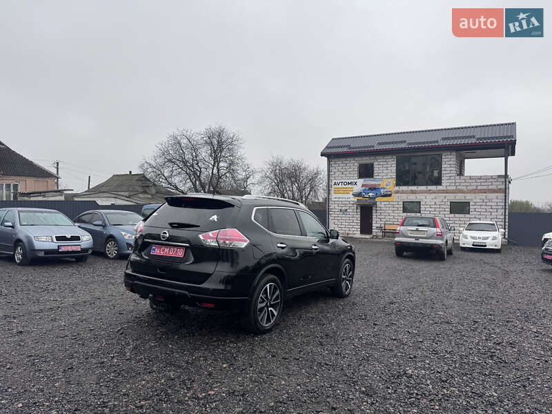 Внедорожник / Кроссовер Nissan X-Trail 2015 в Звенигородке