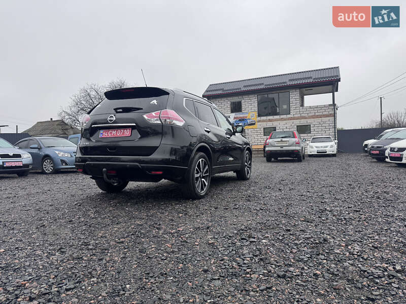 Внедорожник / Кроссовер Nissan X-Trail 2015 в Звенигородке