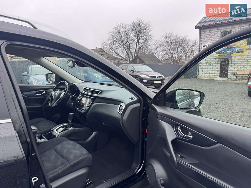 Внедорожник / Кроссовер Nissan X-Trail 2015 в Звенигородке