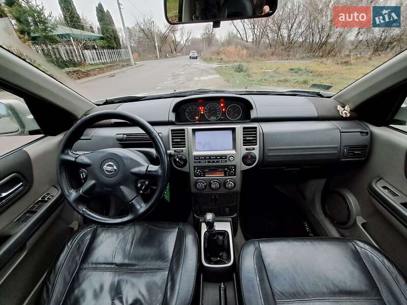 Внедорожник / Кроссовер Nissan X-Trail 2006 в Ровно