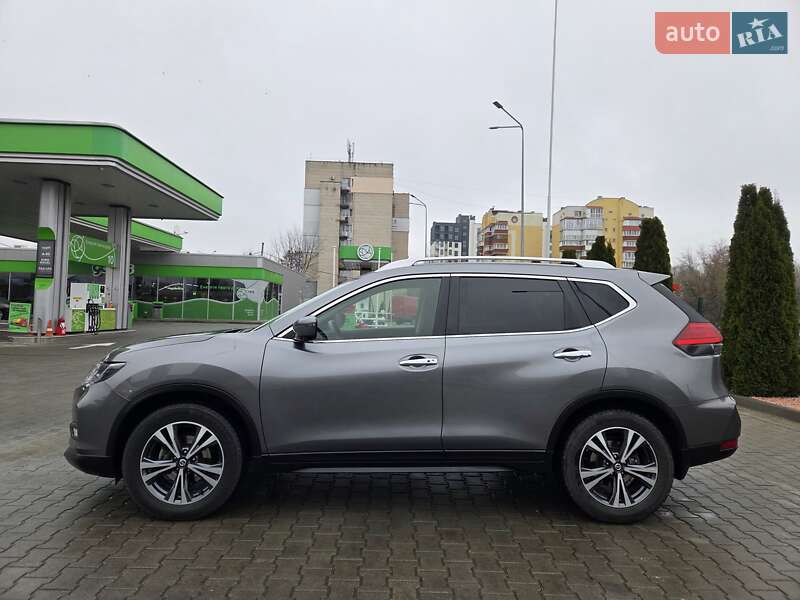 Внедорожник / Кроссовер Nissan X-Trail 2021 в Виннице