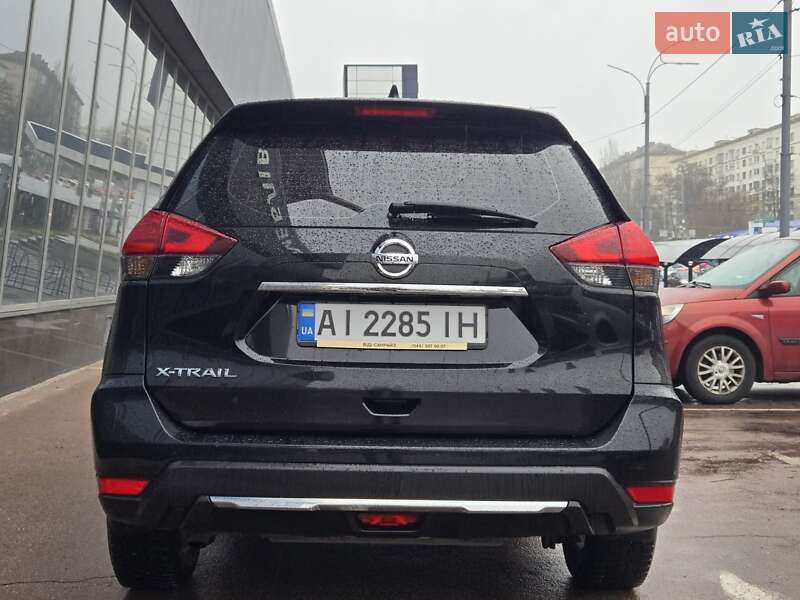 Внедорожник / Кроссовер Nissan X-Trail 2019 в Киеве