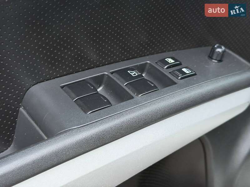 Внедорожник / Кроссовер Nissan X-Trail 2013 в Ахтырке