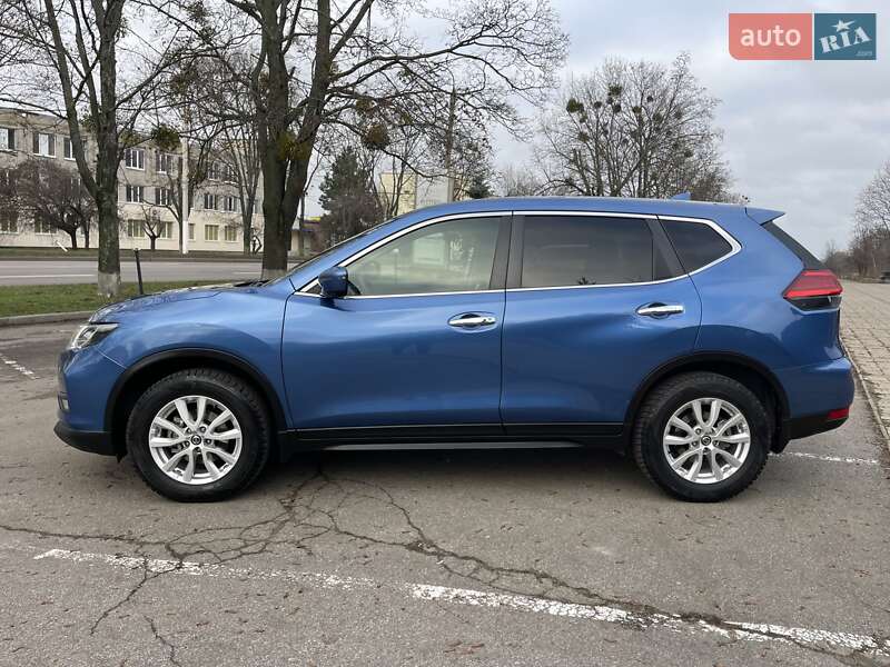 Позашляховик / Кросовер Nissan X-Trail 2017 в Києві