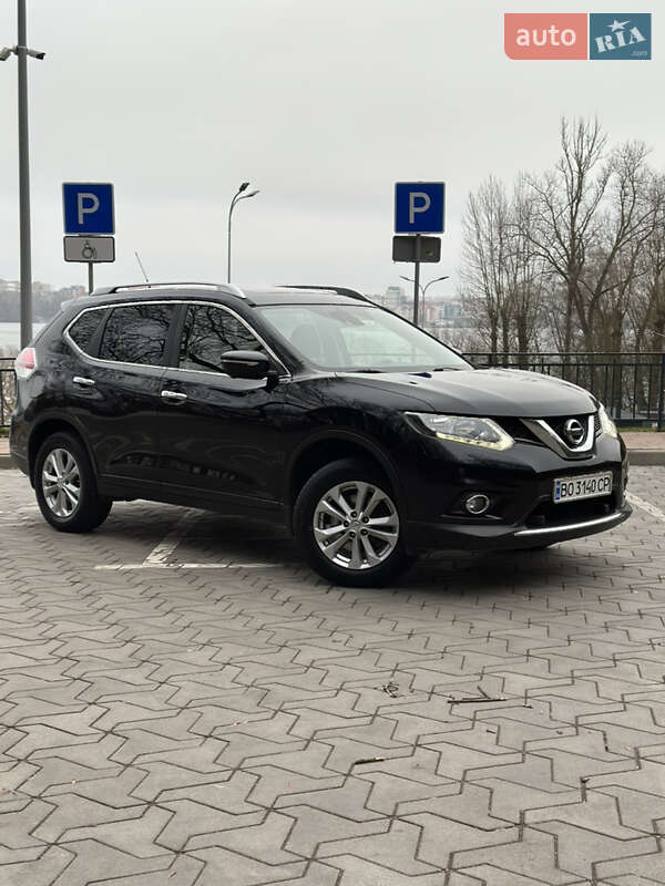 Внедорожник / Кроссовер Nissan X-Trail 2015 в Тернополе фото 5 Внедорожник / Кроссовер Nissan X-Trail 2015 в Тернополе