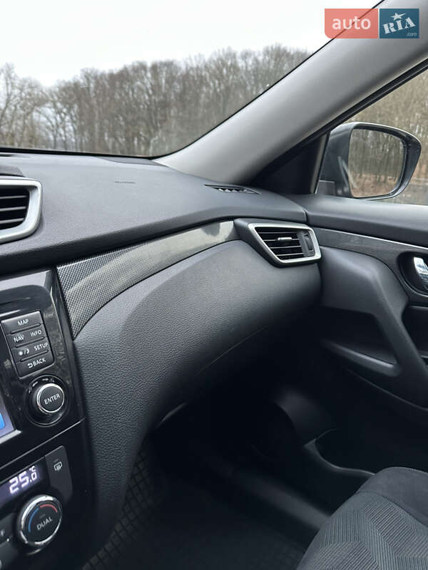 Внедорожник / Кроссовер Nissan X-Trail 2015 в Тернополе фото 102 Внедорожник / Кроссовер Nissan X-Trail 2015 в Тернополе