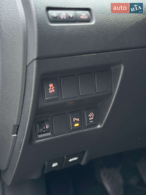 Внедорожник / Кроссовер Nissan X-Trail 2015 в Тернополе фото 117 Внедорожник / Кроссовер Nissan X-Trail 2015 в Тернополе