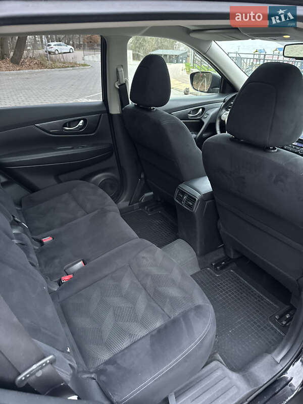 Внедорожник / Кроссовер Nissan X-Trail 2015 в Тернополе фото 131 Внедорожник / Кроссовер Nissan X-Trail 2015 в Тернополе