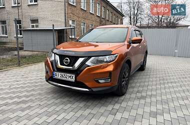Внедорожник / Кроссовер Nissan X-Trail 2017 в Киеве