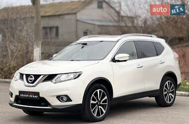 Позашляховик / Кросовер Nissan X-Trail 2017 в Миколаєві