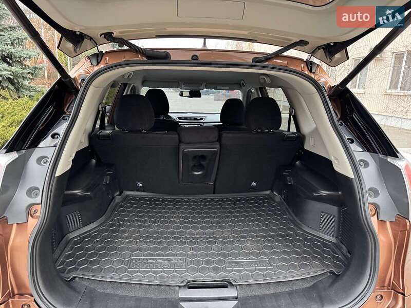 Внедорожник / Кроссовер Nissan X-Trail 2016 в Полтаве фото 10 Внедорожник / Кроссовер Nissan X-Trail 2016 в Полтаве