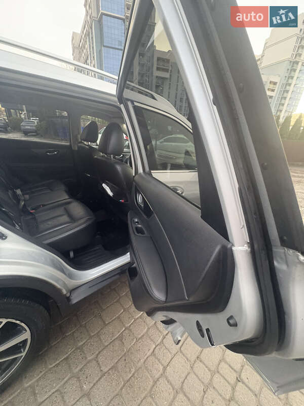 Позашляховик / Кросовер Nissan X-Trail 2017 в Львові фото 19 Позашляховик / Кросовер Nissan X-Trail 2017 в Львові
