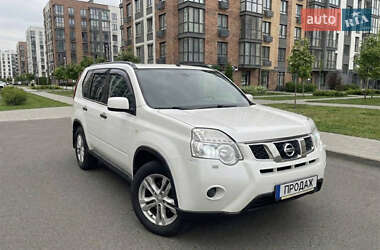 Позашляховик / Кросовер Nissan X-Trail 2013 в Києві