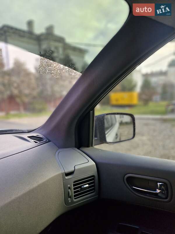 Позашляховик / Кросовер Nissan X-Trail 2008 в Івано-Франківську