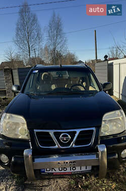 Внедорожник / Кроссовер Nissan X-Trail 2002 в Костополе