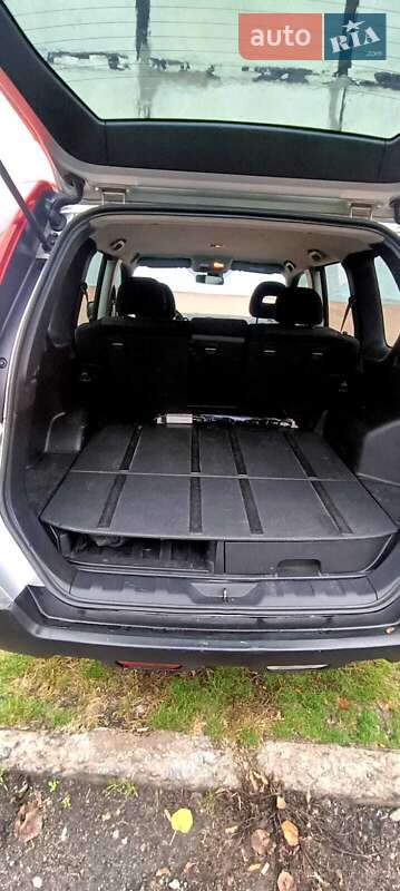 Внедорожник / Кроссовер Nissan X-Trail 2010 в Павлограде