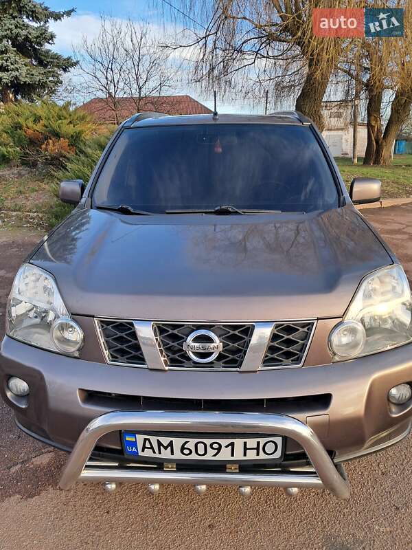 Внедорожник / Кроссовер Nissan X-Trail 2008 в Овруче