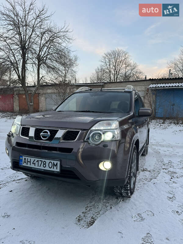 Позашляховик / Кросовер Nissan X-Trail 2011 в Краматорську