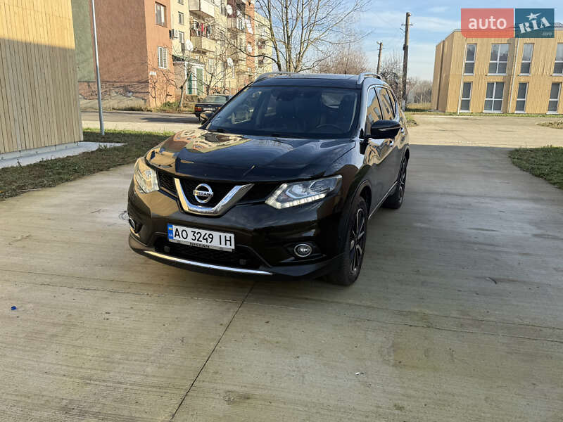 Nissan X-Trail 2015