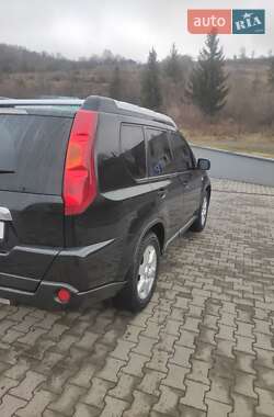 Внедорожник / Кроссовер Nissan X-Trail 2010 в Ужгороде