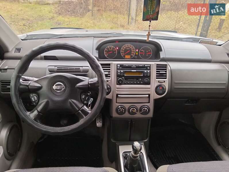 Позашляховик / Кросовер Nissan X-Trail 2007 в Хусті