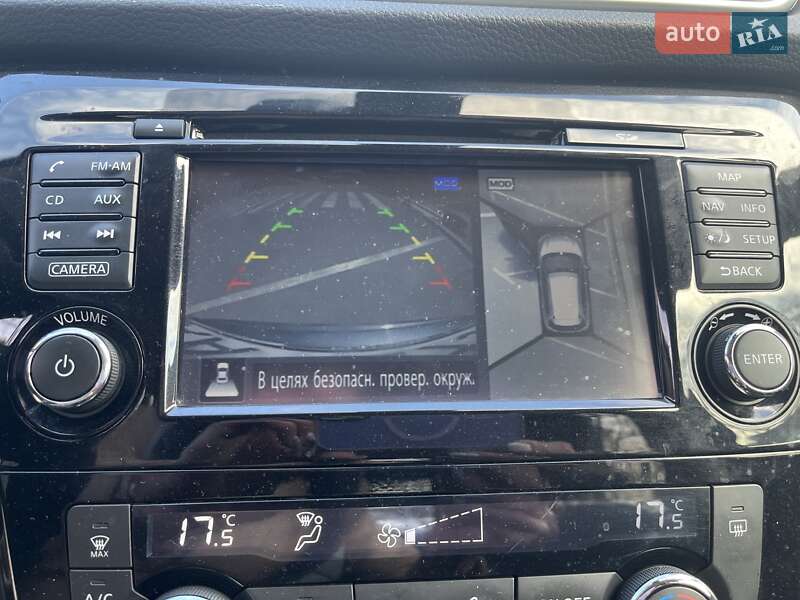 Позашляховик / Кросовер Nissan X-Trail 2017 в Києві