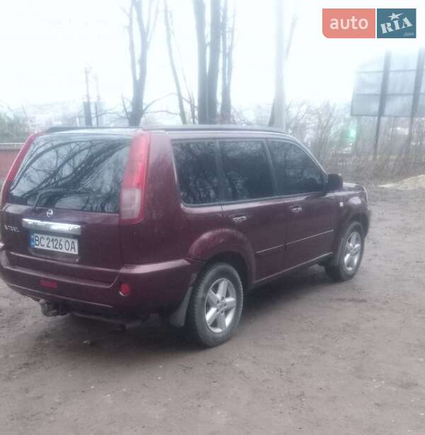 Внедорожник / Кроссовер Nissan X-Trail 2004 в Львове фото 7 Внедорожник / Кроссовер Nissan X-Trail 2004 в Львове