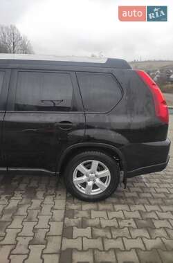 Внедорожник / Кроссовер Nissan X-Trail 2010 в Ужгороде
